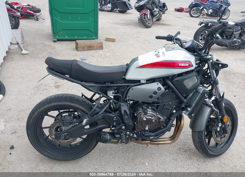 2019 YAMAHA XSR700 VIN: JYARM21E9KA000881