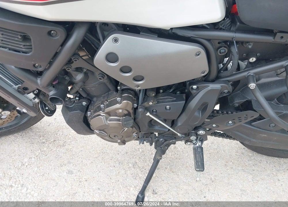 2019 YAMAHA XSR700 VIN: JYARM21E9KA000881