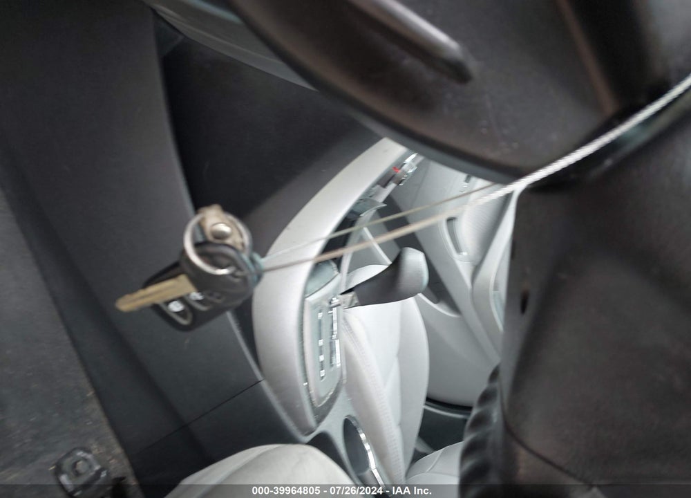 2013 HYUNDAI ELANTRA GLS VIN: KMHDH4AE5DU572977