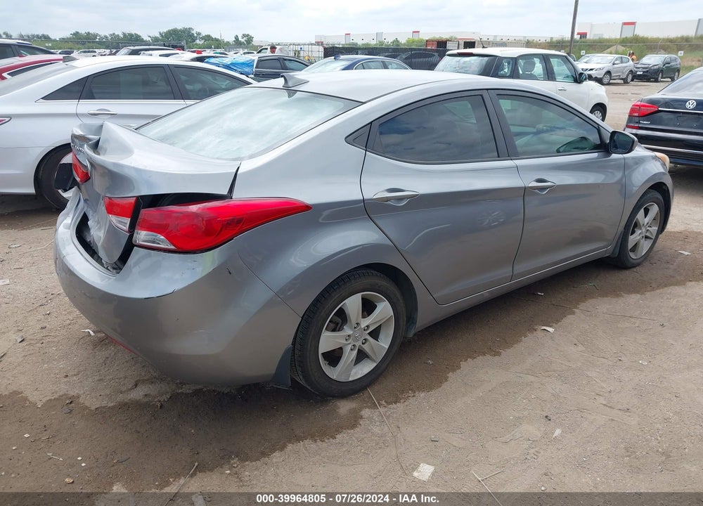 2013 HYUNDAI ELANTRA GLS VIN: KMHDH4AE5DU572977