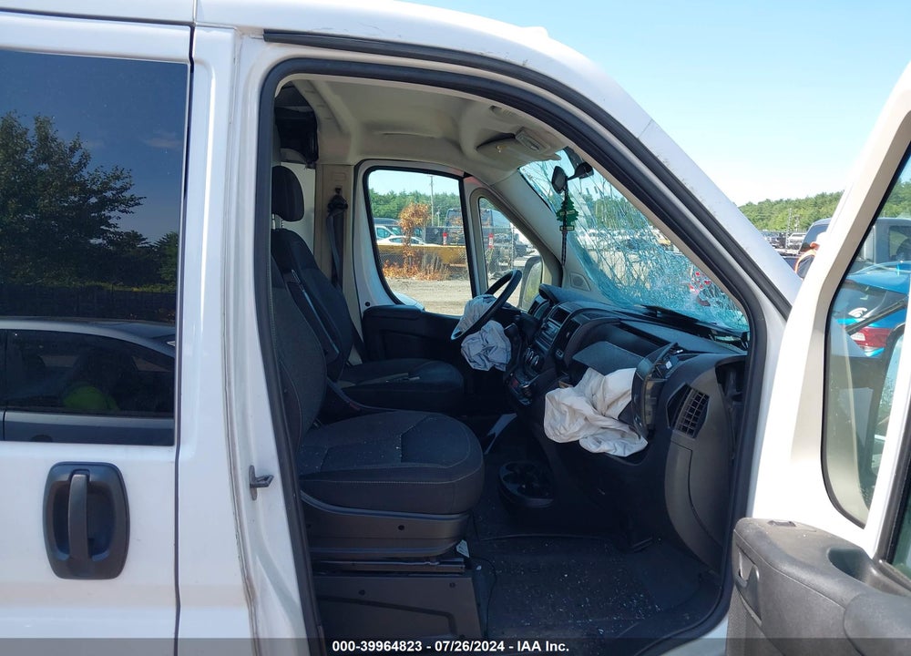 2017 RAM PROMASTER 1500 LOW ROOF 136 WB VIN: 3C6TRVAG2HE517189