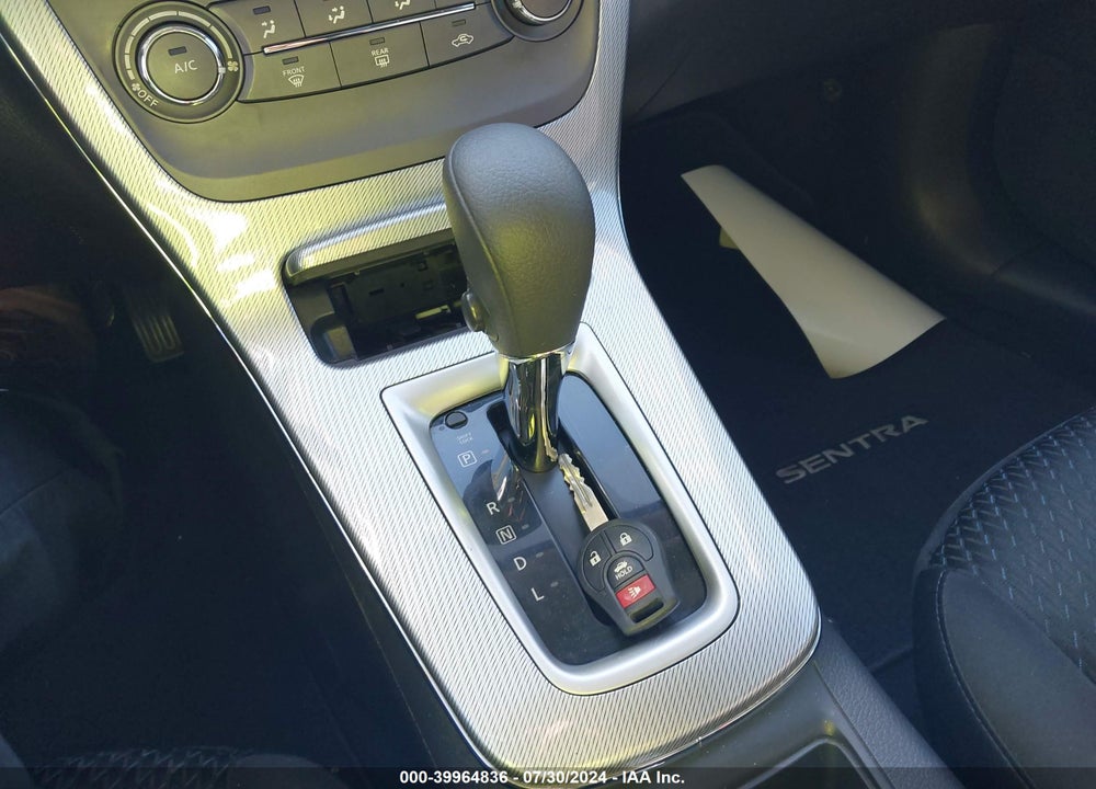 2014 NISSAN SENTRA SR VIN: 3N1AB7AP8EL656544
