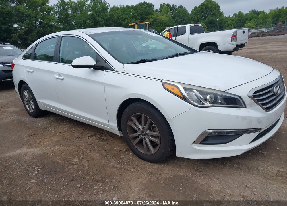2015 HYUNDAI SONATA SE VIN: 5NPE24AF1FH258324