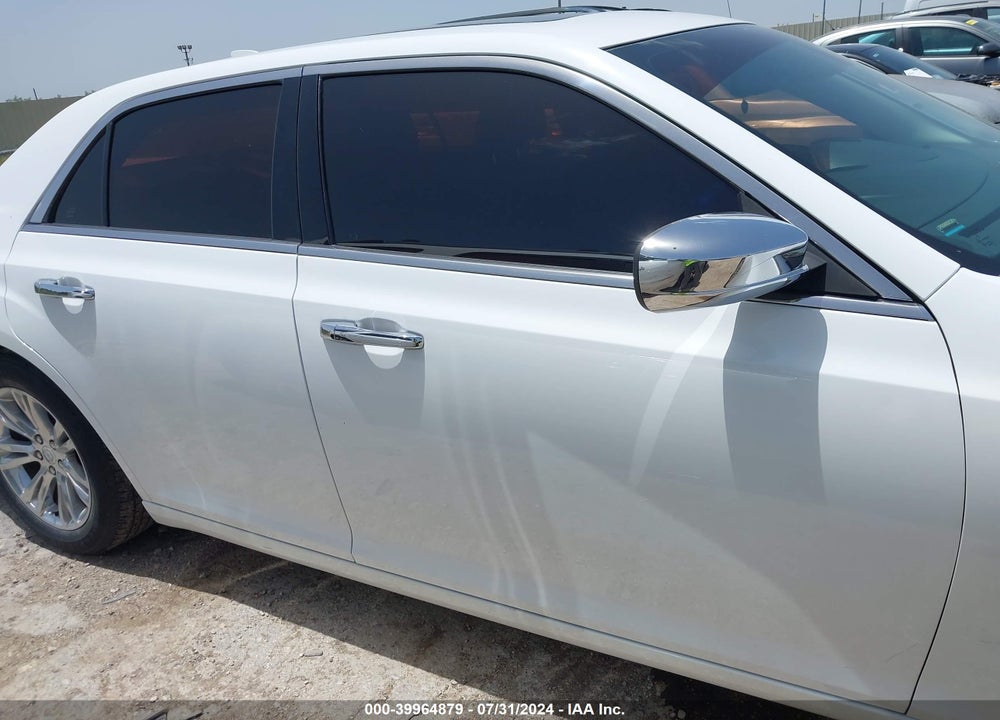 2017 CHRYSLER 300C VIN: 2C3CCAEG5HH564819
