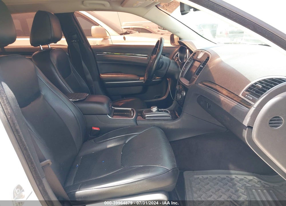 2017 CHRYSLER 300C VIN: 2C3CCAEG5HH564819