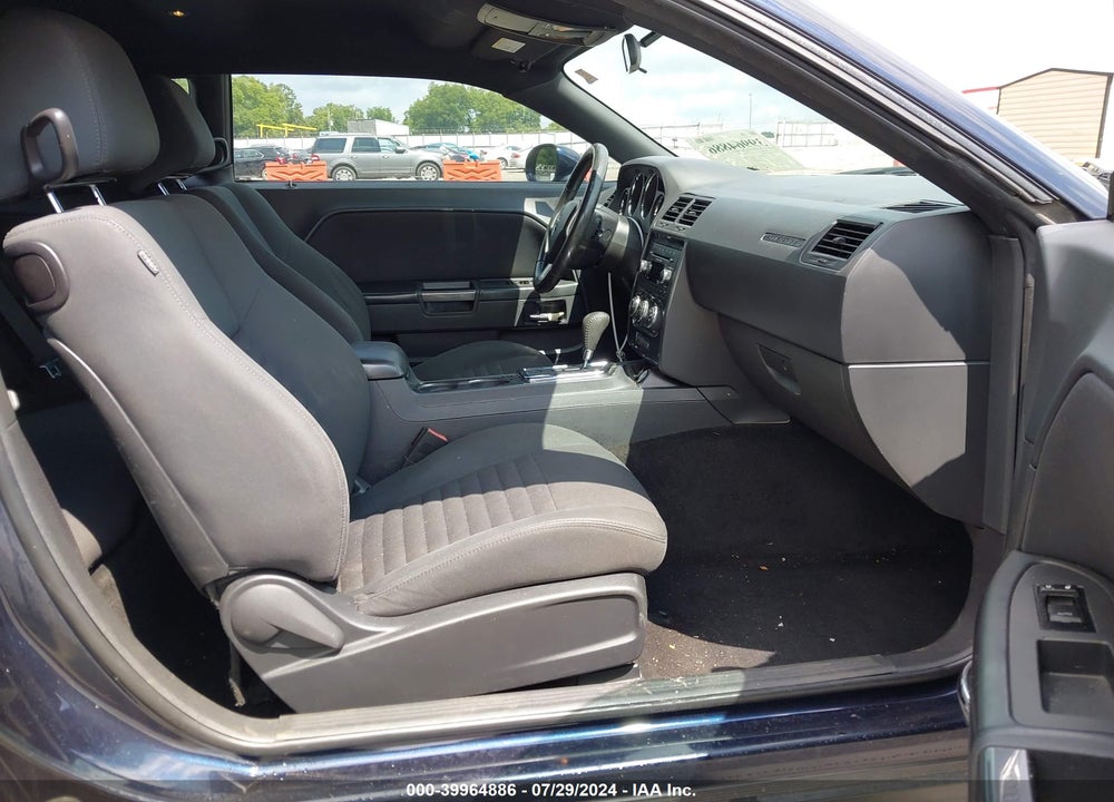 2012 DODGE CHALLENGER SXT VIN: 2C3CDYAG3CH222130