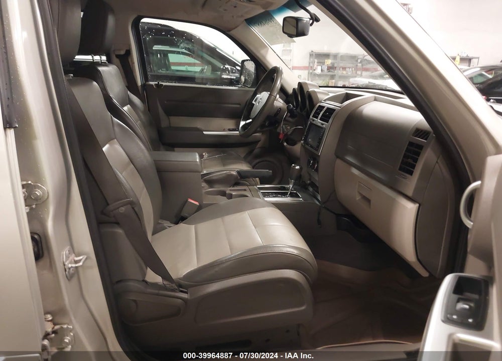 2008 DODGE NITRO SLT/RT VIN: 1D8GU58K88W178237
