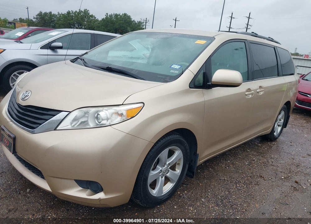 2011 TOYOTA SIENNA LE V6 VIN: 5TDKK3DC7BS172664