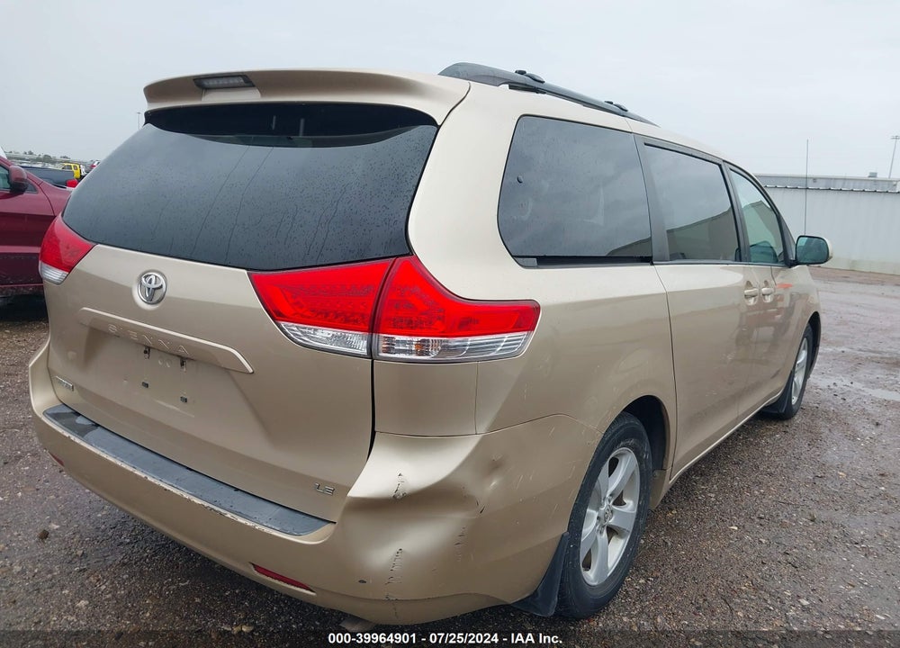 2011 TOYOTA SIENNA LE V6 VIN: 5TDKK3DC7BS172664