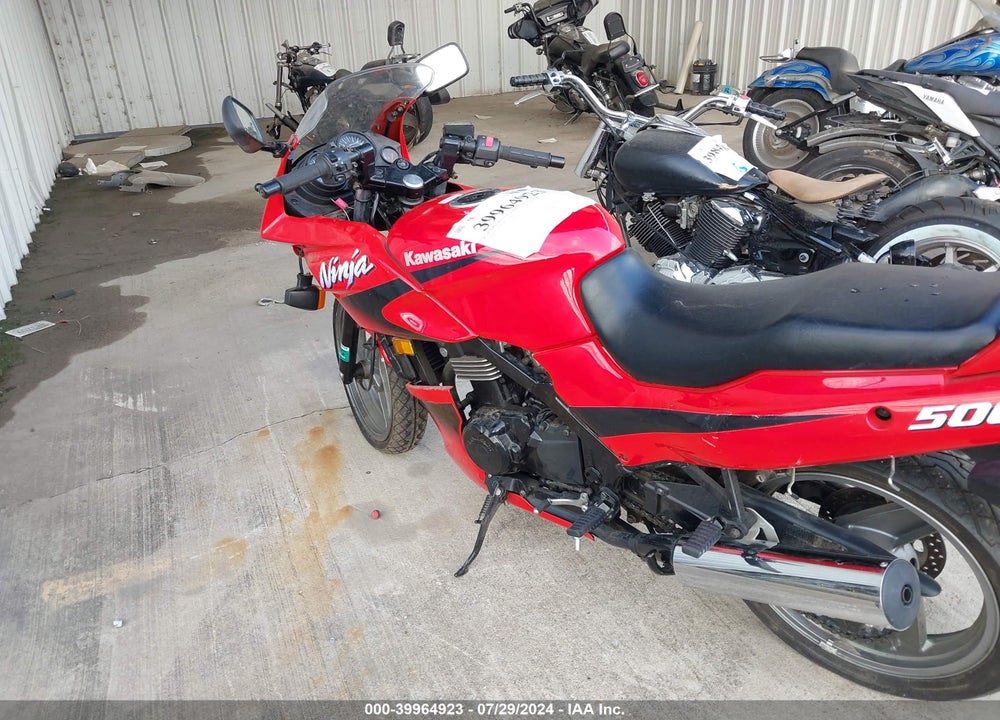 1999 KAWASAKI EX500 D VIN: JKAEXVD1XXA048038