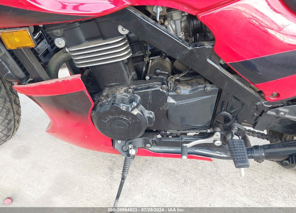 1999 KAWASAKI EX500 D VIN: JKAEXVD1XXA048038