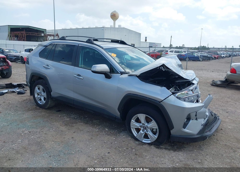2021 TOYOTA RAV4 XLE VIN: 2T3P1RFV6MW223406