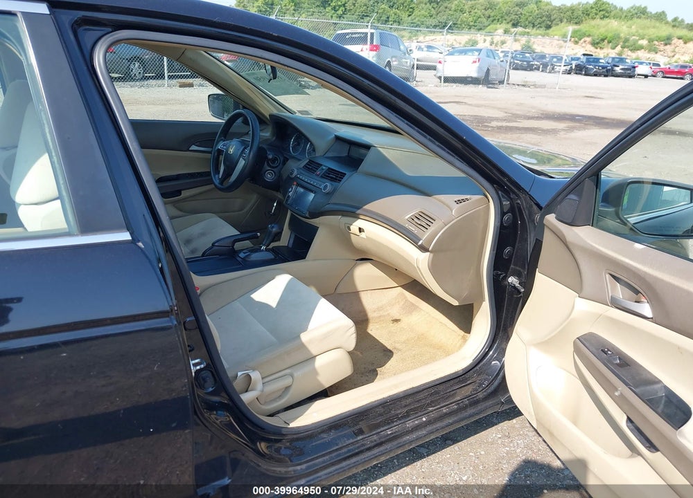 2008 HONDA ACCORD 2.4 LX VIN: 1HGCP26358A127498