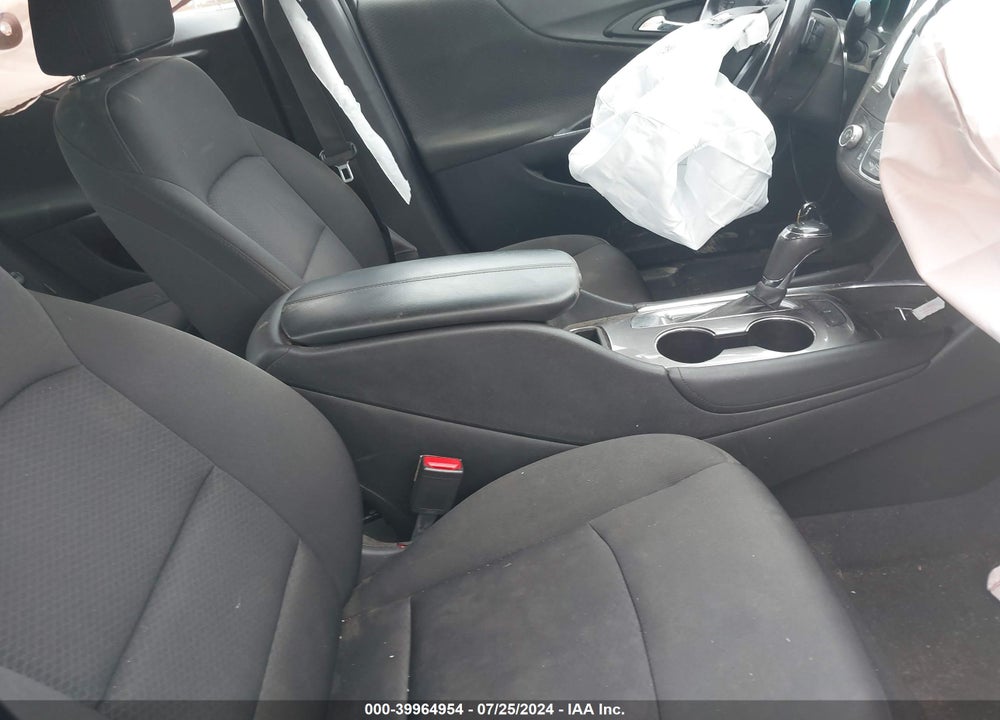 2018 CHEVROLET MALIBU LT VIN: 1G1ZD5ST6JF236868