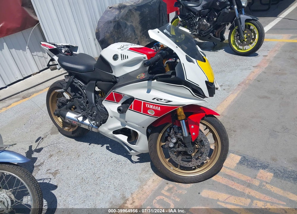 2022 YAMAHA YZFR7 VIN: JYARM38Y3NA000899