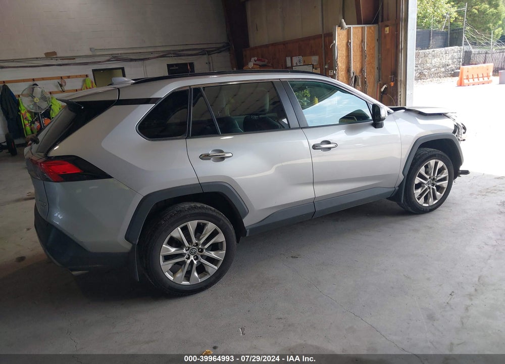 2019 TOYOTA RAV4 LIMITED VIN: 2T3N1RFV0KW011623