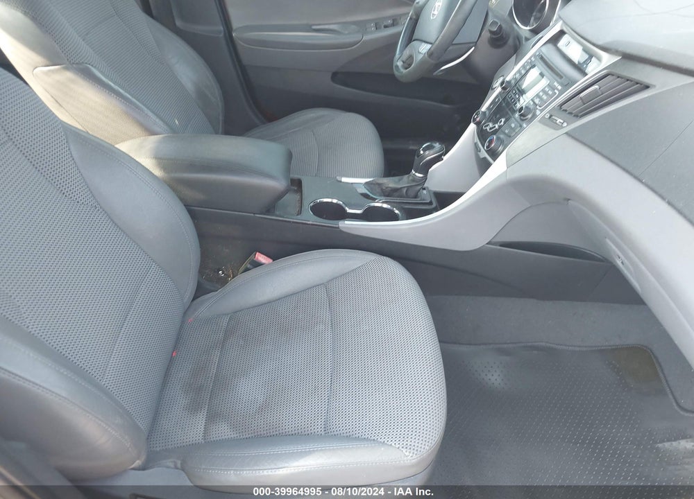 2011 HYUNDAI SONATA SE VIN: 5NPEC4AC6BH125961
