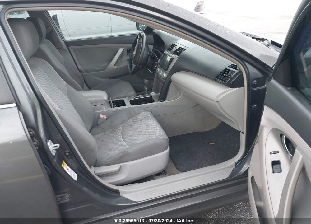 2009 TOYOTA CAMRY SE VIN: 4T1BE46K79U833905