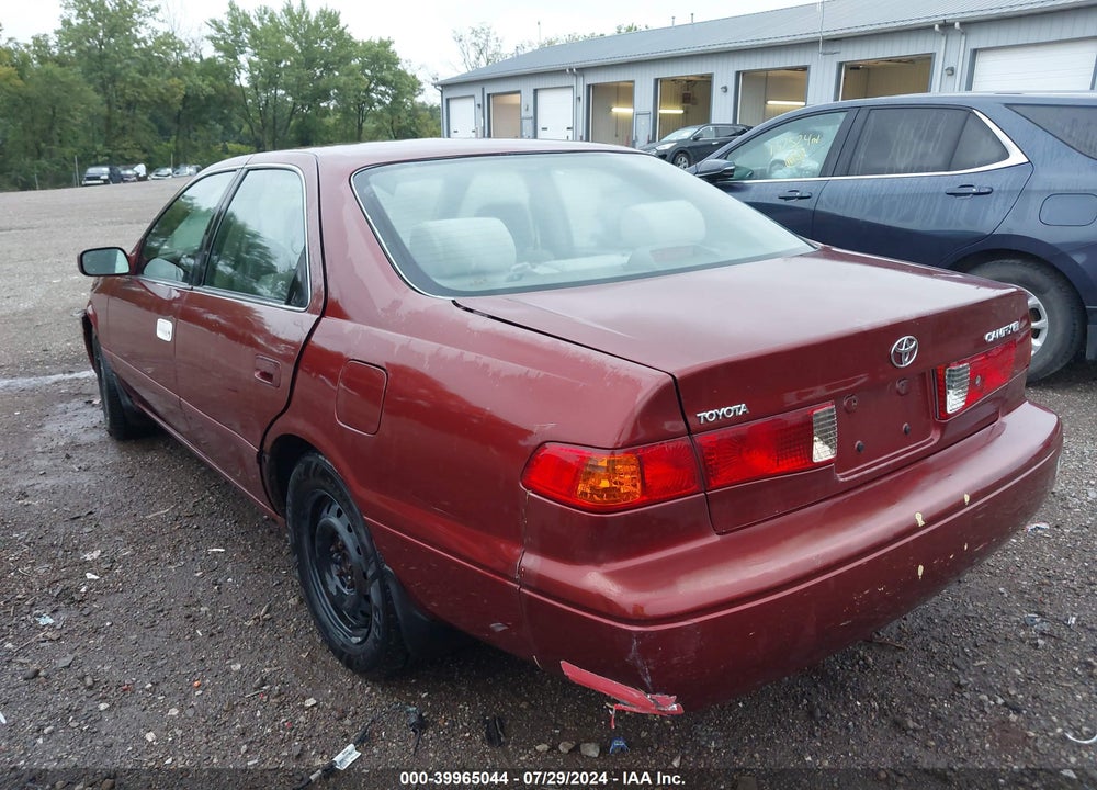 2001 TOYOTA CAMRY CE VIN: 4T1BG22K71U858294