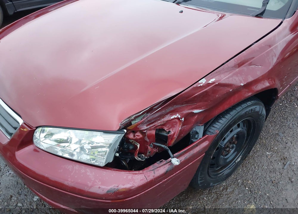 2001 TOYOTA CAMRY CE VIN: 4T1BG22K71U858294