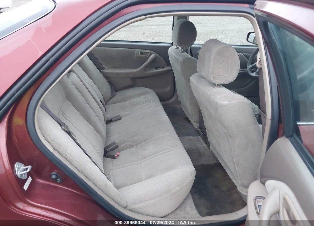2001 TOYOTA CAMRY CE VIN: 4T1BG22K71U858294