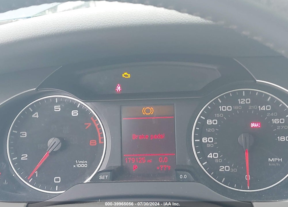 2011 AUDI A4 2.0T PREMIUM VIN: WAUFFAFL9BN043027