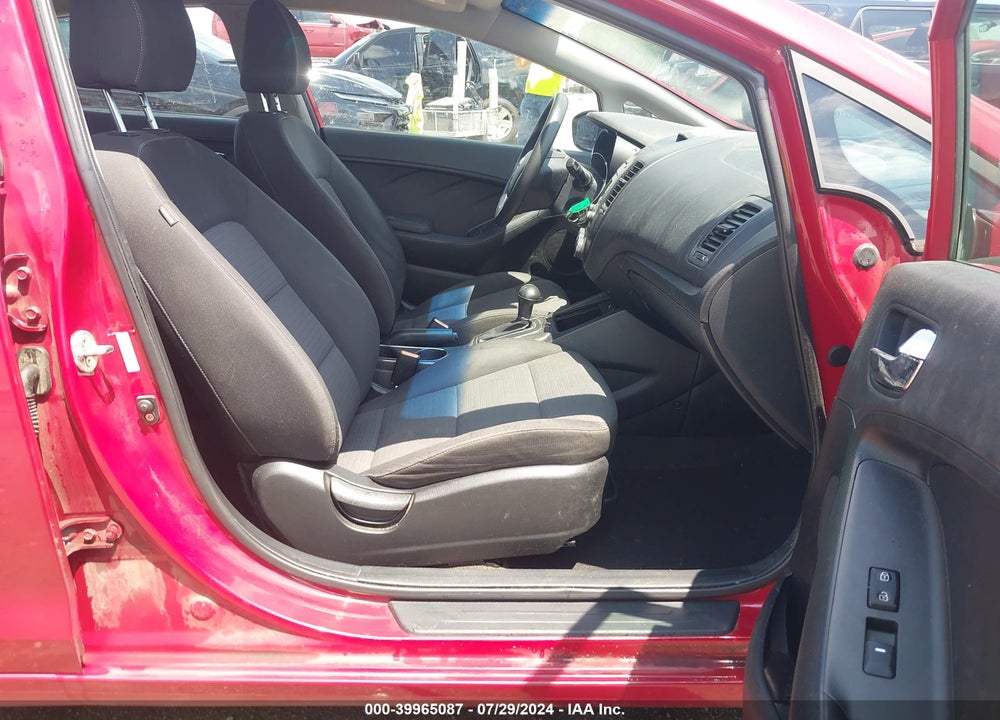 2015 KIA FORTE VIN: KNAFX4A63F5415693