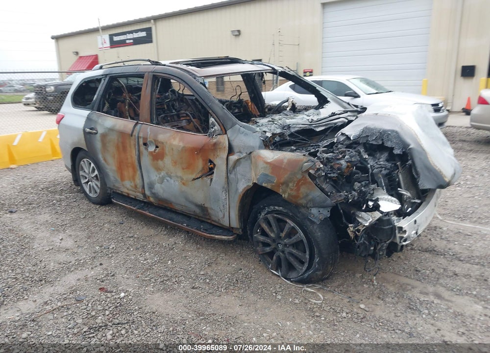 2013 NISSAN PATHFINDER SL VIN: 5N1AR2MM3DC611109