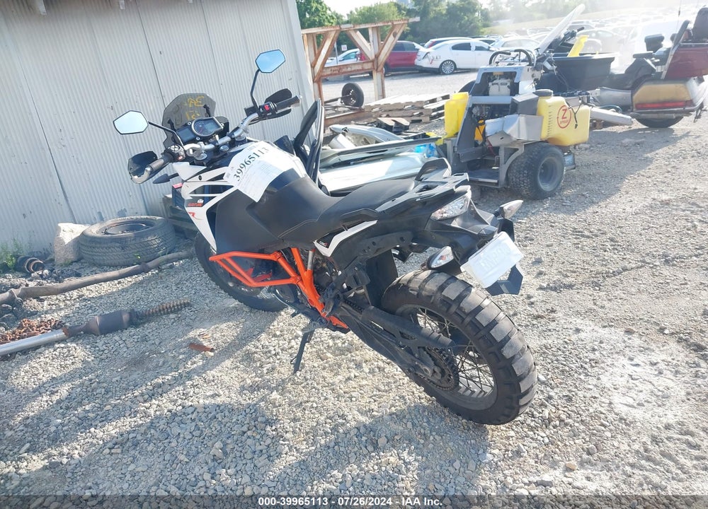 2018 KTM 1090 ADVENTURE R VIN: VBKV49408JM985360