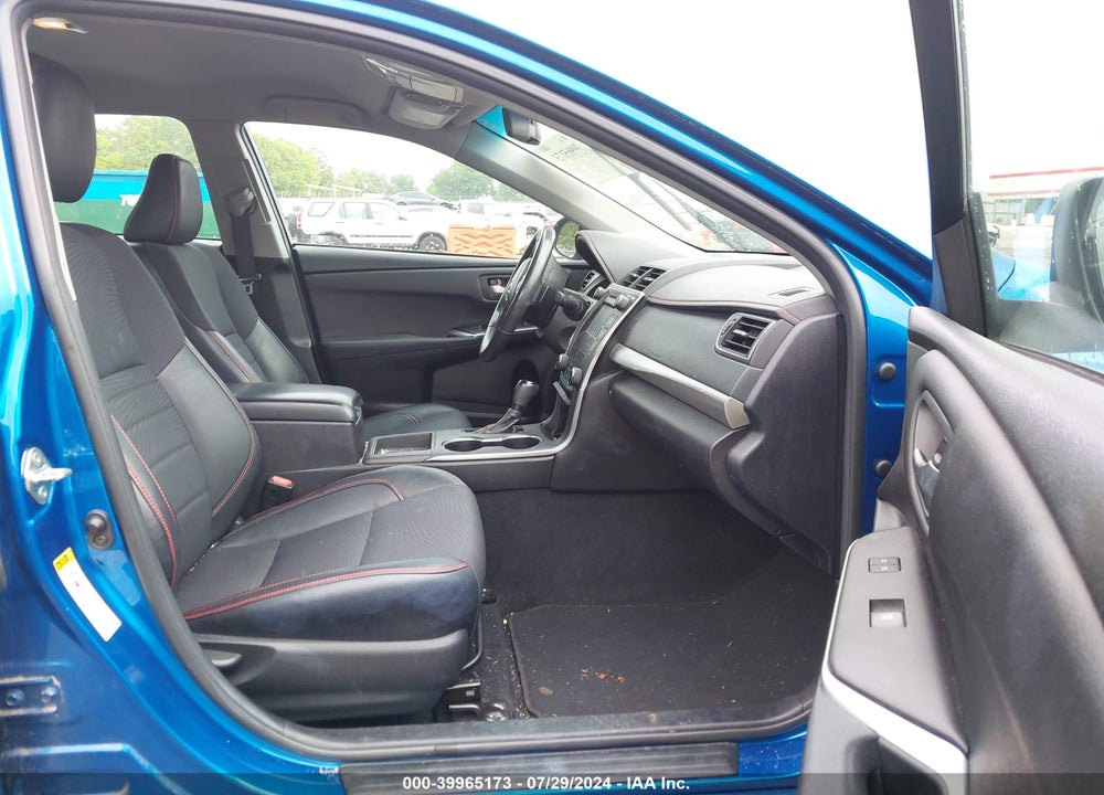 2017 TOYOTA CAMRY SE VIN: 4T1BF1FK2HU762848