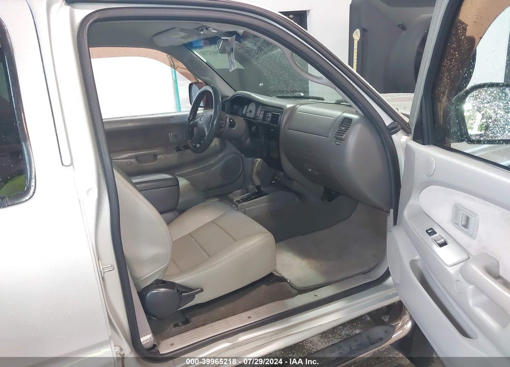 2004 TOYOTA TACOMA PRERUNNER V6 VIN: 5TEGN92N14Z358131