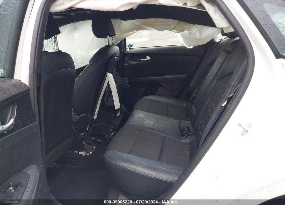 2023 KIA FORTE VIN: 3KPF54ADXPE674307