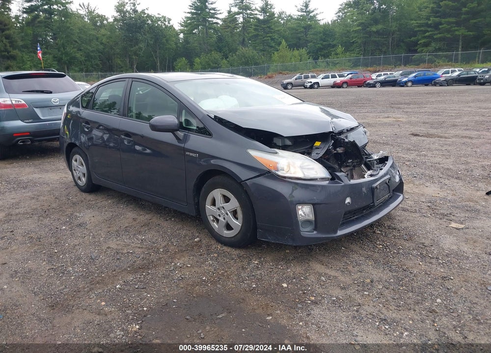 2011 TOYOTA PRIUS THREE VIN: JTDKN3DU6B1403972