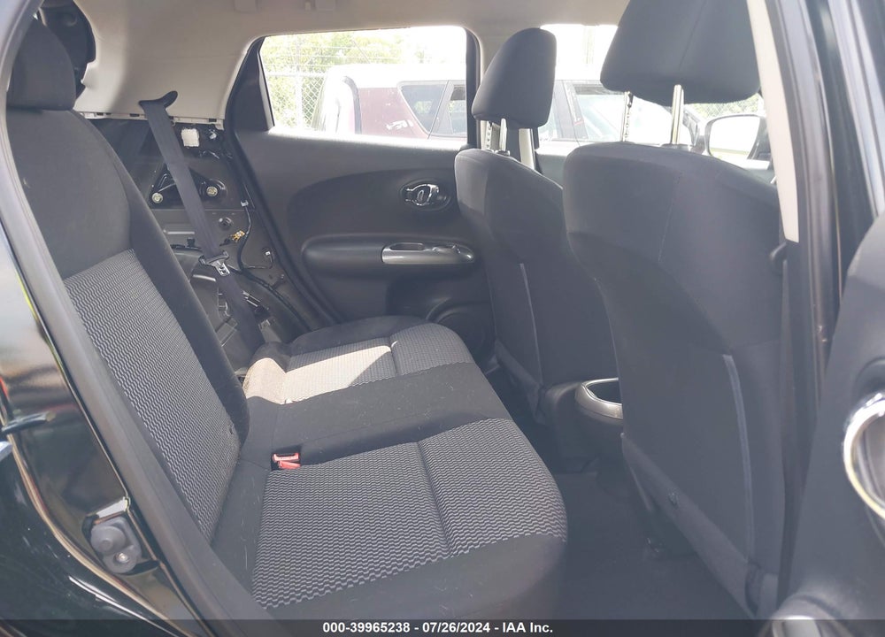 2015 NISSAN JUKE S VIN: JN8AF5MR4FT509531