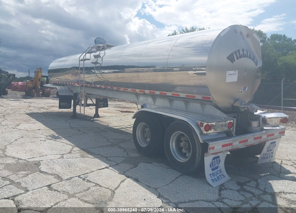 2010 WALKER STAINLESS EQUIP CO --- VIN: 5WSAA4323AN041632