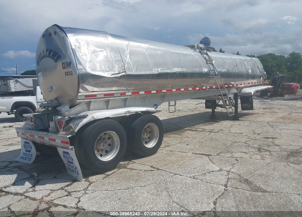 2010 WALKER STAINLESS EQUIP CO --- VIN: 5WSAA4323AN041632