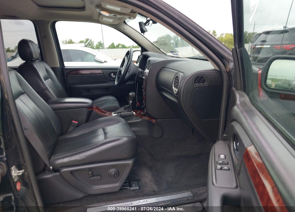 2005 GMC ENVOY XL SLT VIN: 1GKET16M756150287