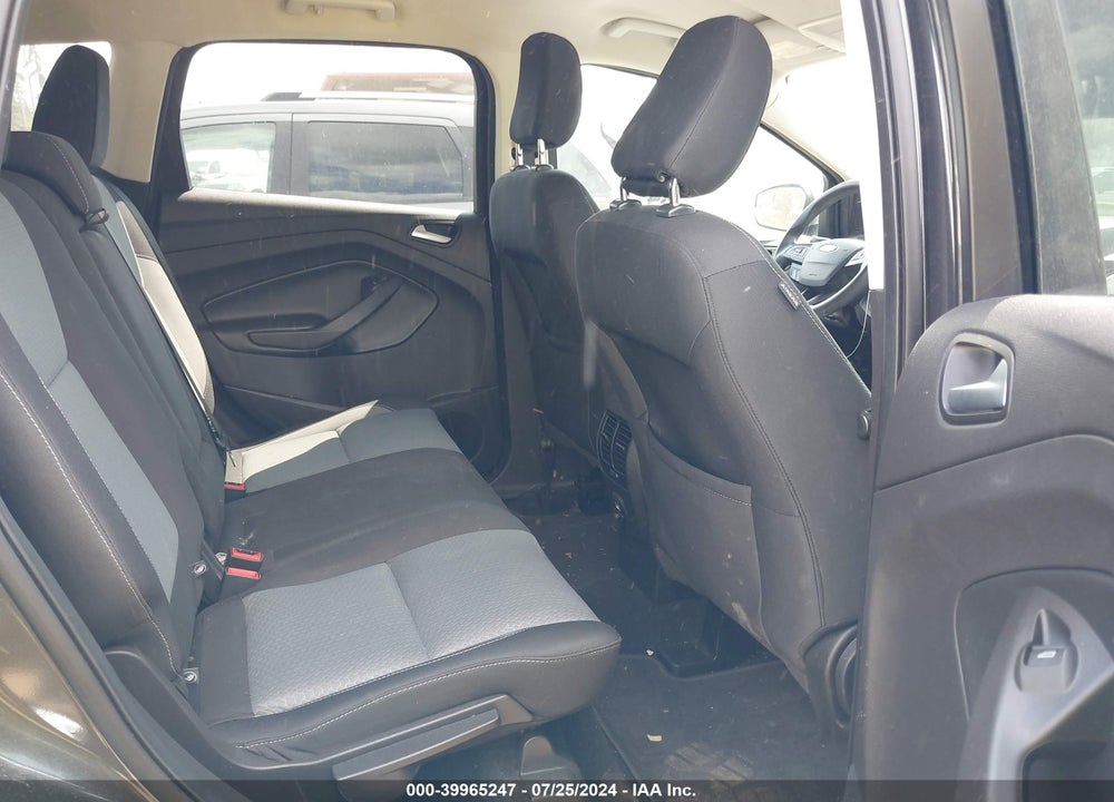 2018 FORD ESCAPE SE VIN: 1FMCU9GD6JUD22503