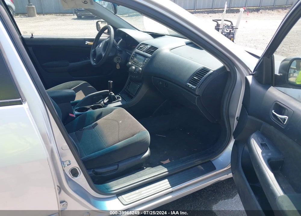 2004 HONDA ACCORD 2.4 DX VIN: 1HGCM55134A003332