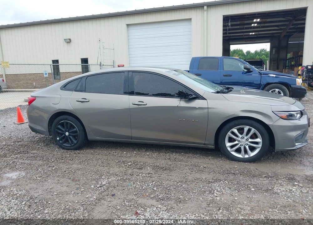 2018 CHEVROLET MALIBU LT VIN: 1G1ZD5ST9JF121200