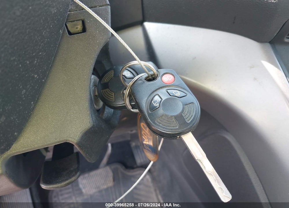 2016 FORD ESCAPE SE VIN: 1FMCU9GX1GUA64748
