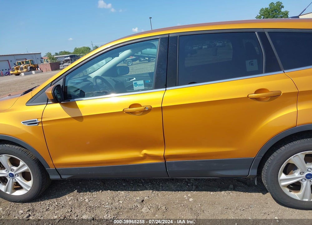 2016 FORD ESCAPE SE VIN: 1FMCU9GX1GUA64748
