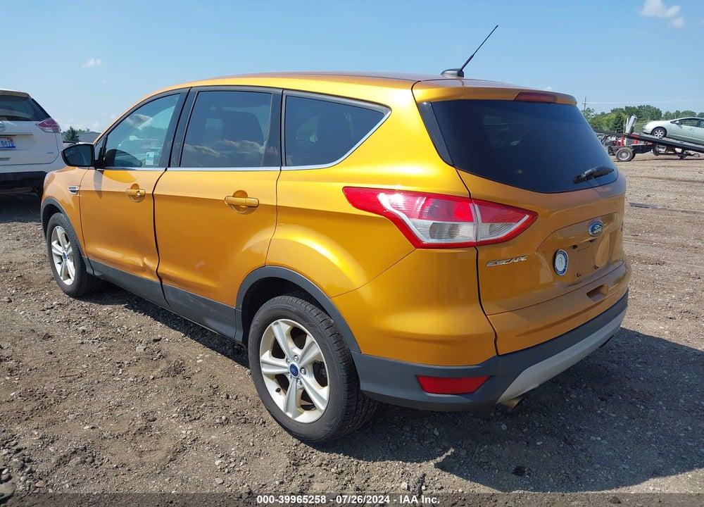 2016 FORD ESCAPE SE VIN: 1FMCU9GX1GUA64748