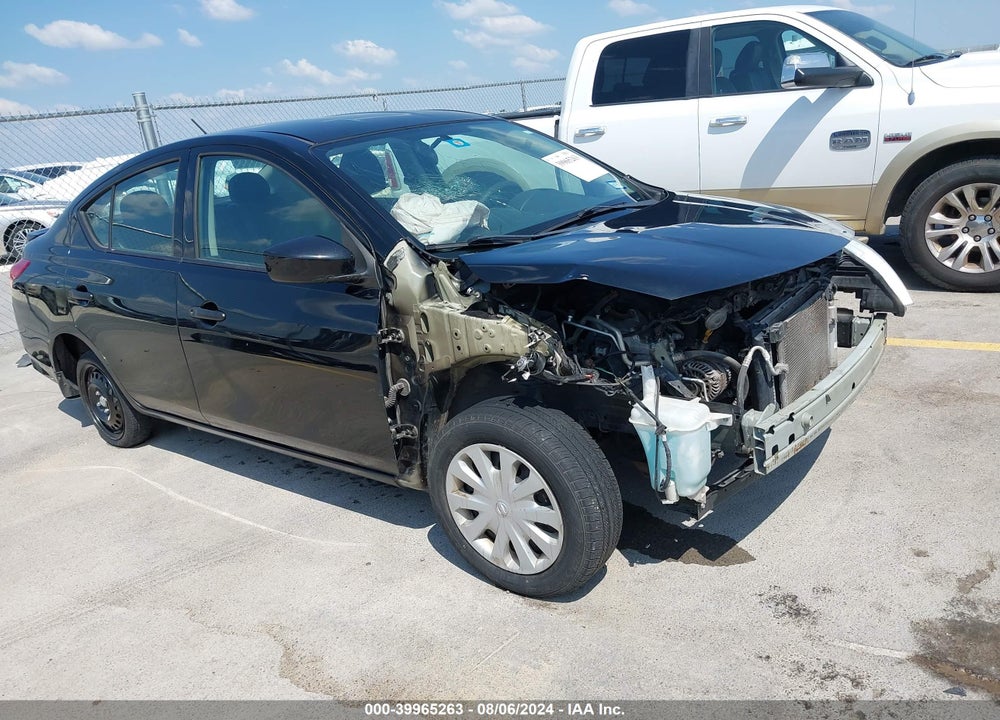 2018 NISSAN VERSA 1.6 S+ VIN: 3N1CN7AP8JL814651