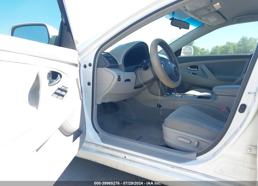 2009 TOYOTA CAMRY LE VIN: 4T4BE46K09R059261