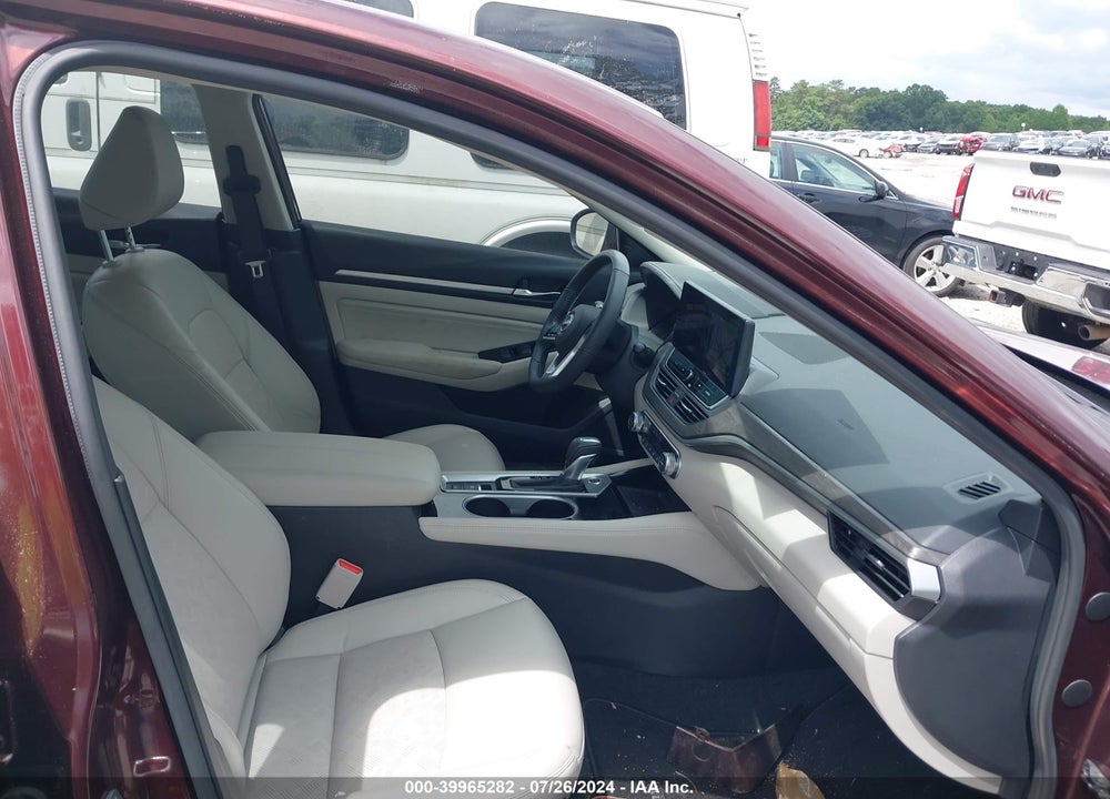 2023 NISSAN ALTIMA SL FWD VIN: 1N4BL4EV3PN409611