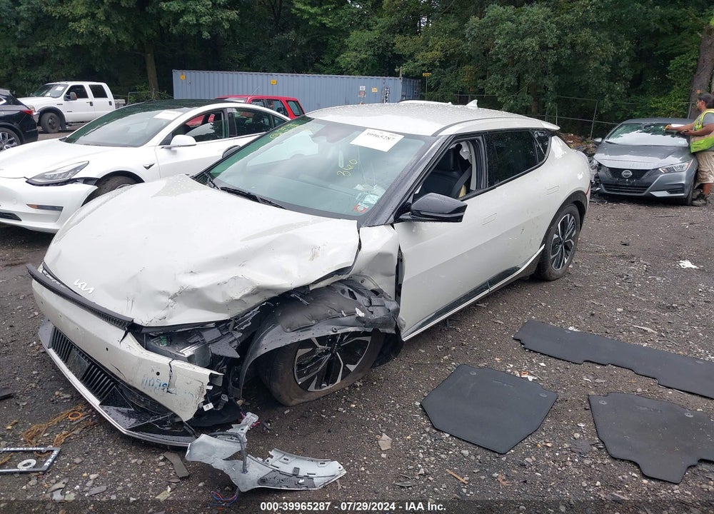 2023 KIA EV6 WIND VIN: KNDC3DLC7P5145714