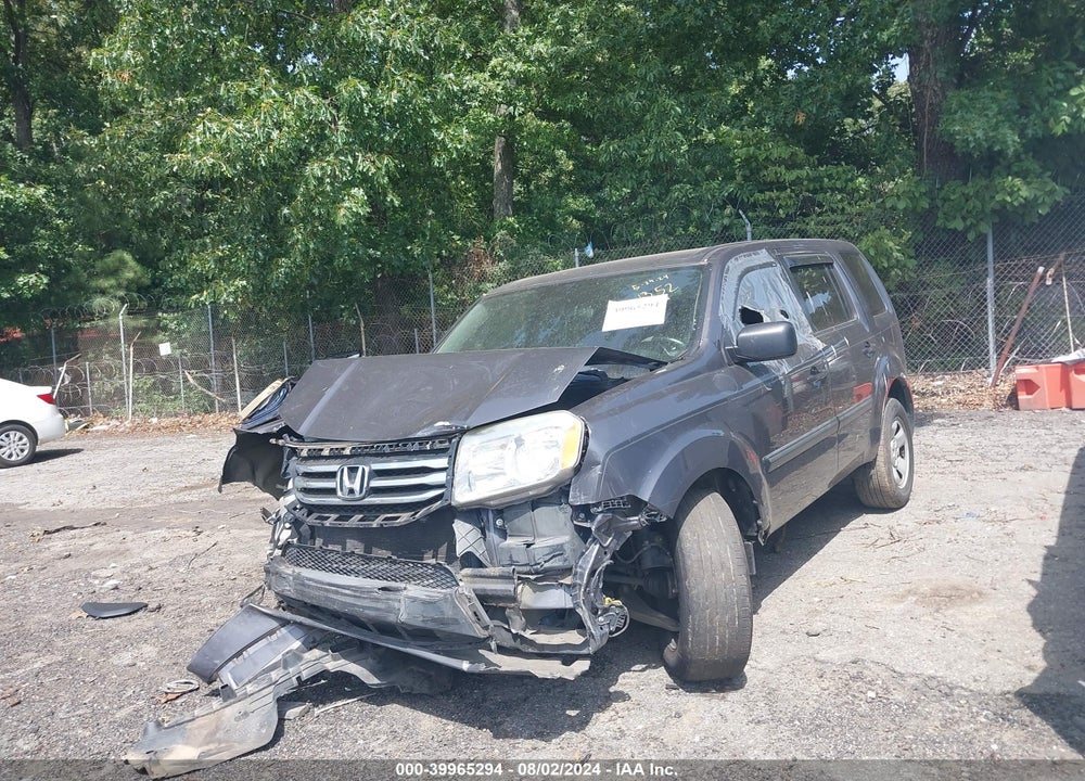 2015 HONDA PILOT LX VIN: 5FNYF3H23FB011352