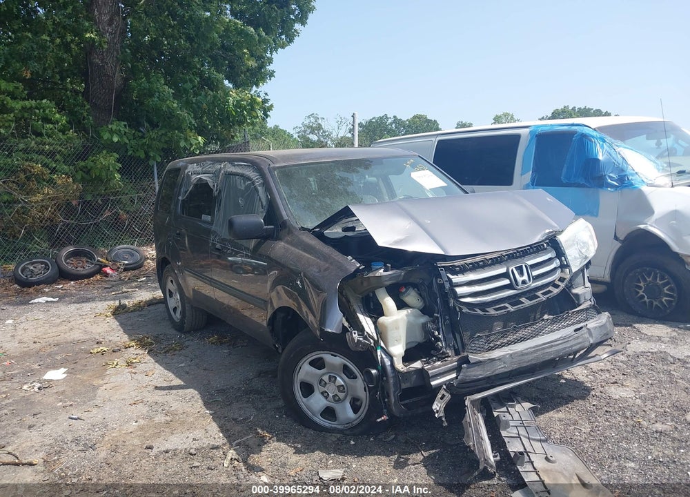 2015 HONDA PILOT LX VIN: 5FNYF3H23FB011352
