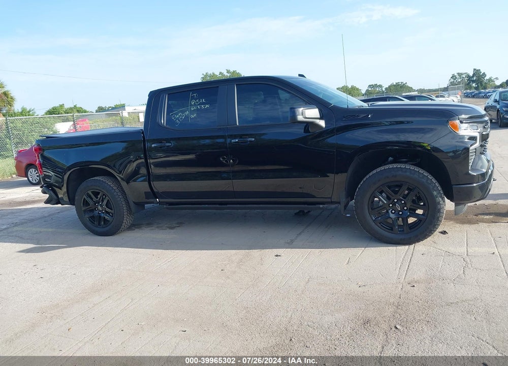 2024 CHEVROLET SILVERADO 1500 4WD SHORT BED RST VIN: 2GCUDEED8R1175774